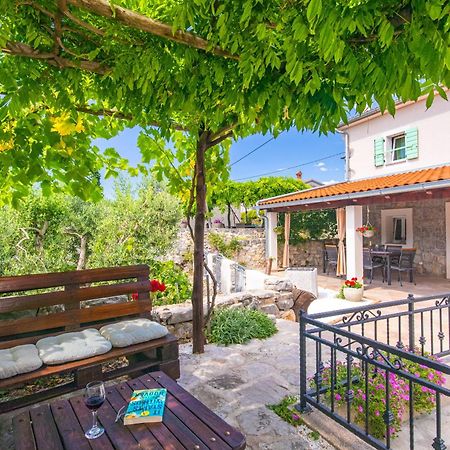 Holiday House Anabella Đảo Krk Ngoại thất bức ảnh