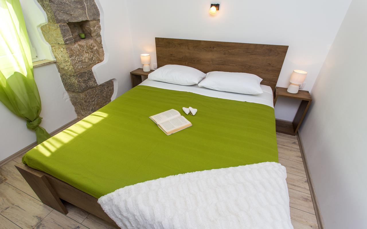 Holiday House Anabella Đảo Krk Ngoại thất bức ảnh